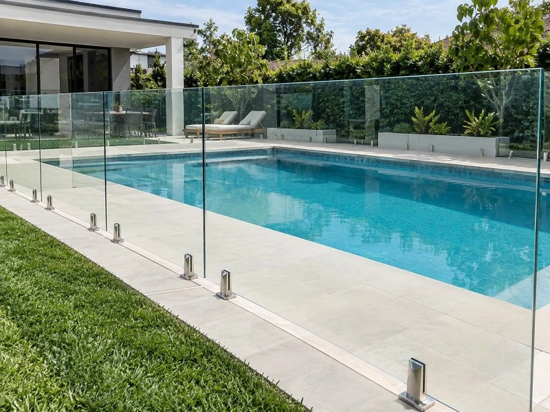 10mm frameless pool fencing glass 10mm frameless pool fencing glass