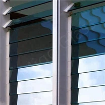 Ħġieġ tal-louver ikkulurit