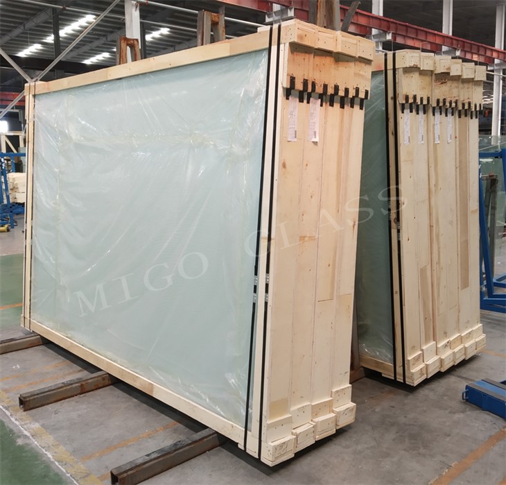 Padel Court Glass Packing